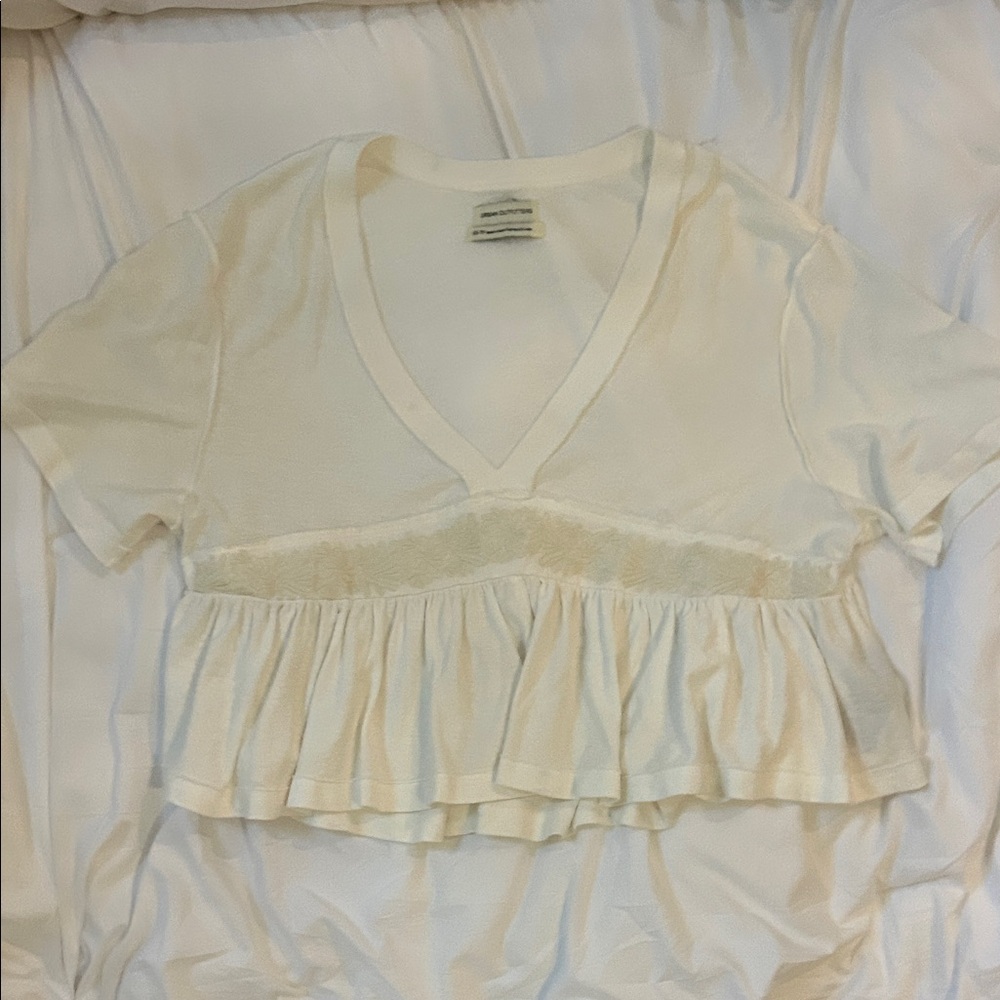 Urban Outfitters V-Neck Ruffle Crop Top in Cream